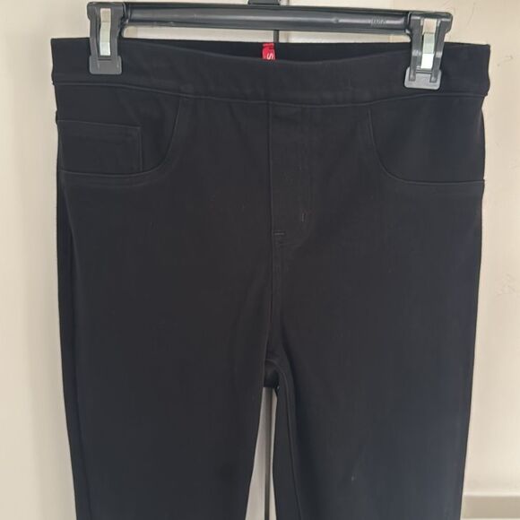 SPANX Jean-ish Pull On Ankle Leggings Black Denim Comfortable Women's Size M EUC - Picture 10 of 14